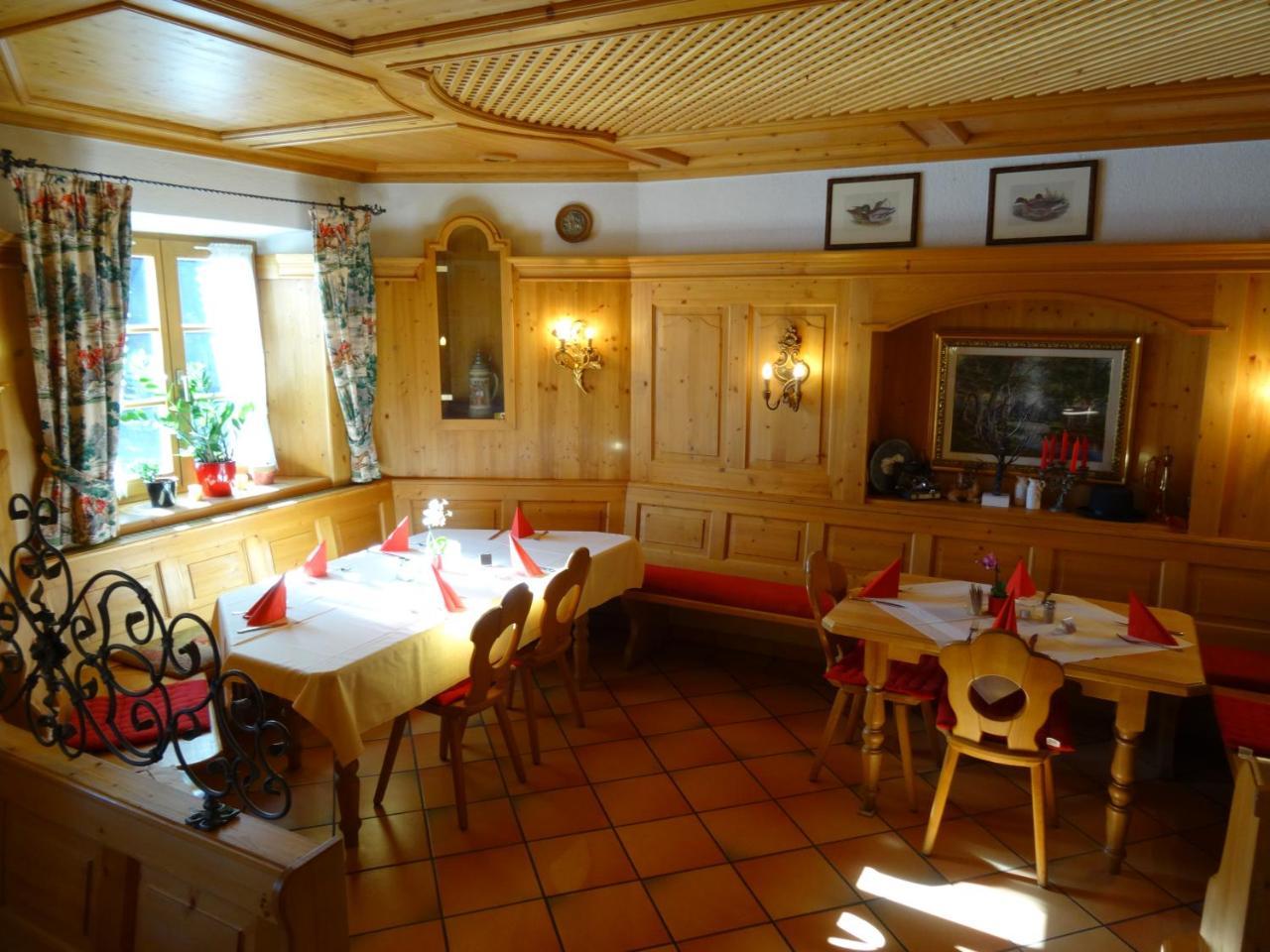 Hotel Gasthof Forelle Siegsdorf Exterior foto